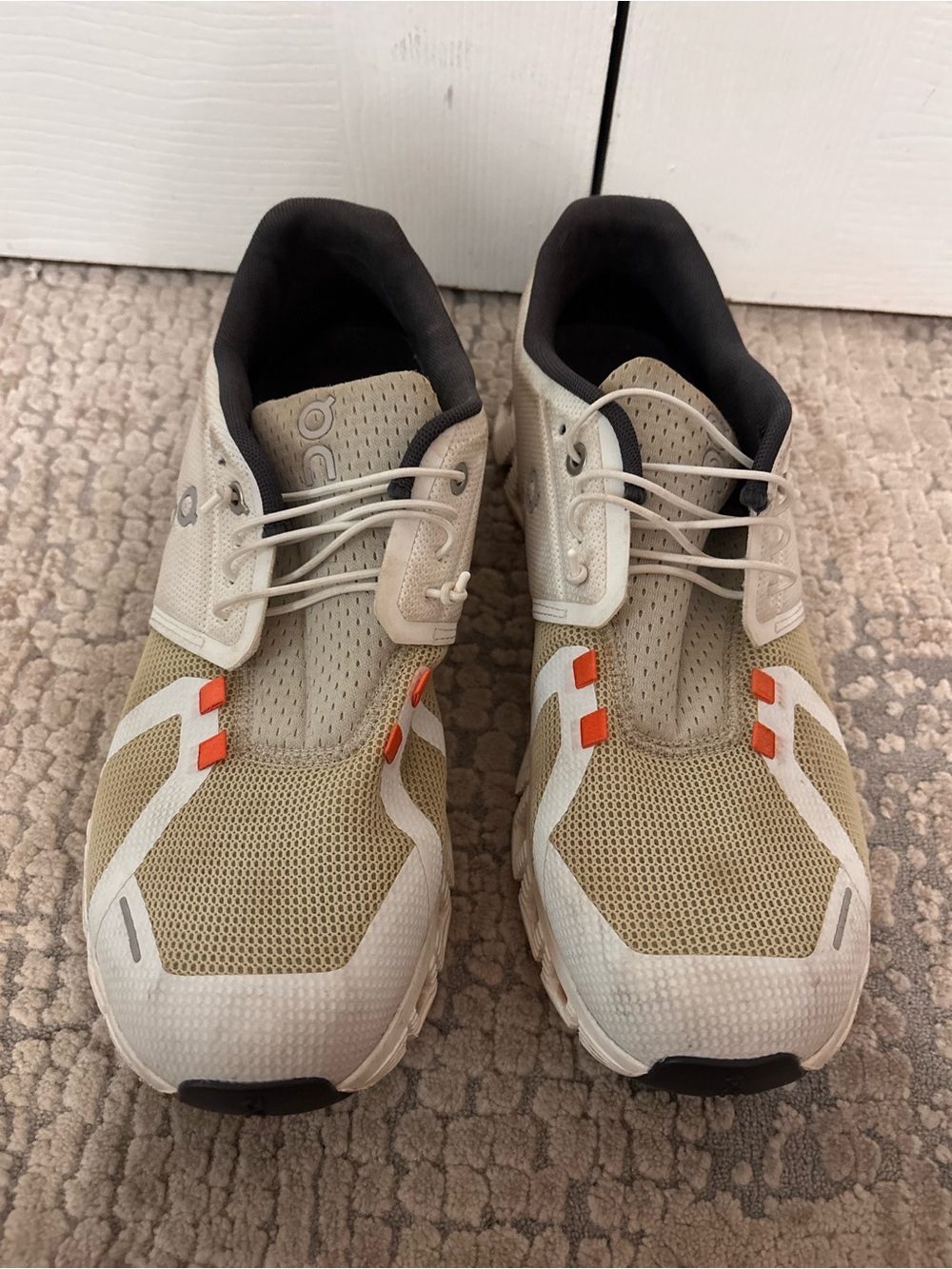 On Running Womens Athletic Mesh Sneakers size 11